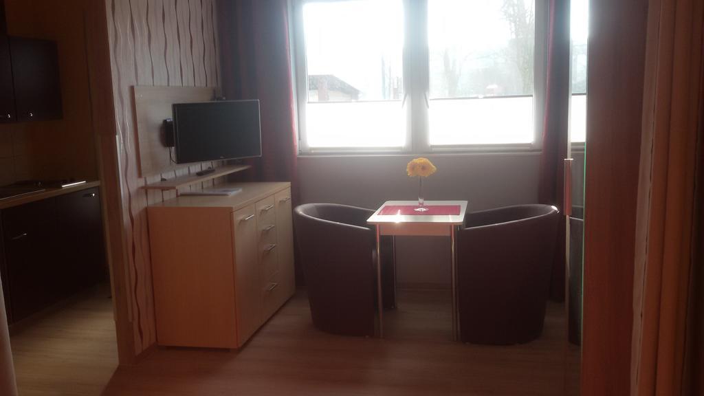 Pension Fuerst Borwin Markgrafenheide Buitenkant foto