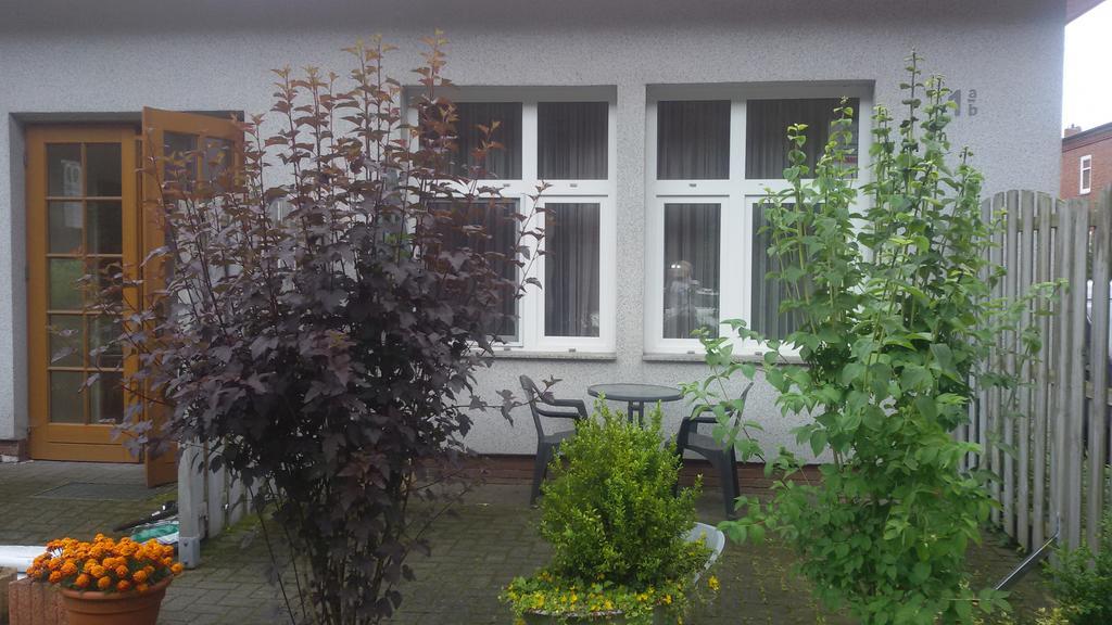 Pension Fuerst Borwin Markgrafenheide Buitenkant foto